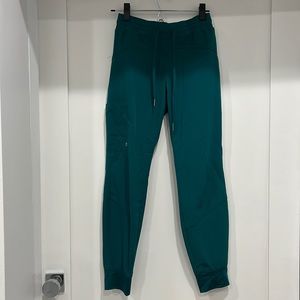XS petite Barco One Hunter Green Jogger Scrub Bottoms